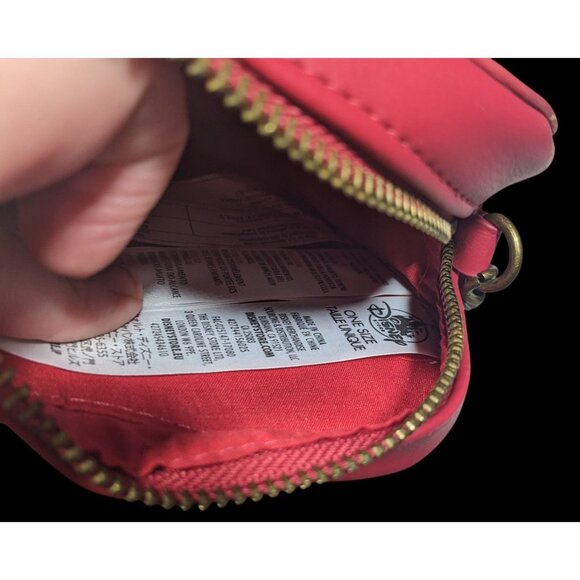 Disney Descendants Evie Heart Crown Purse With Gold Tone Chain And Details - Picture 6 of 16